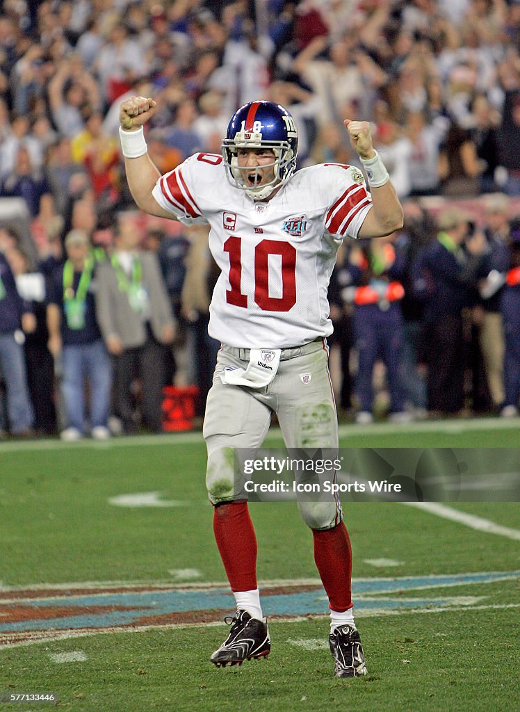 Football - NFL Super Bowl XLII - Giants vs. Patriots