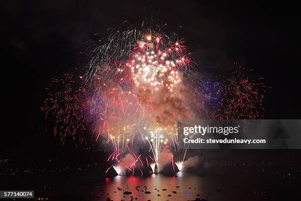 fireworks finale - firework finale stock pictures, royalty-free photos & images