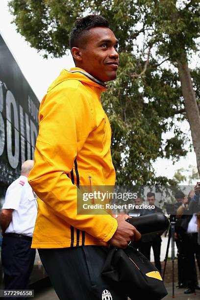 Alex Sandro arrives during the Juventus FC welcome ceremony at Lakeside Stadium on July 19, 2016 in Melbourne, Australia.