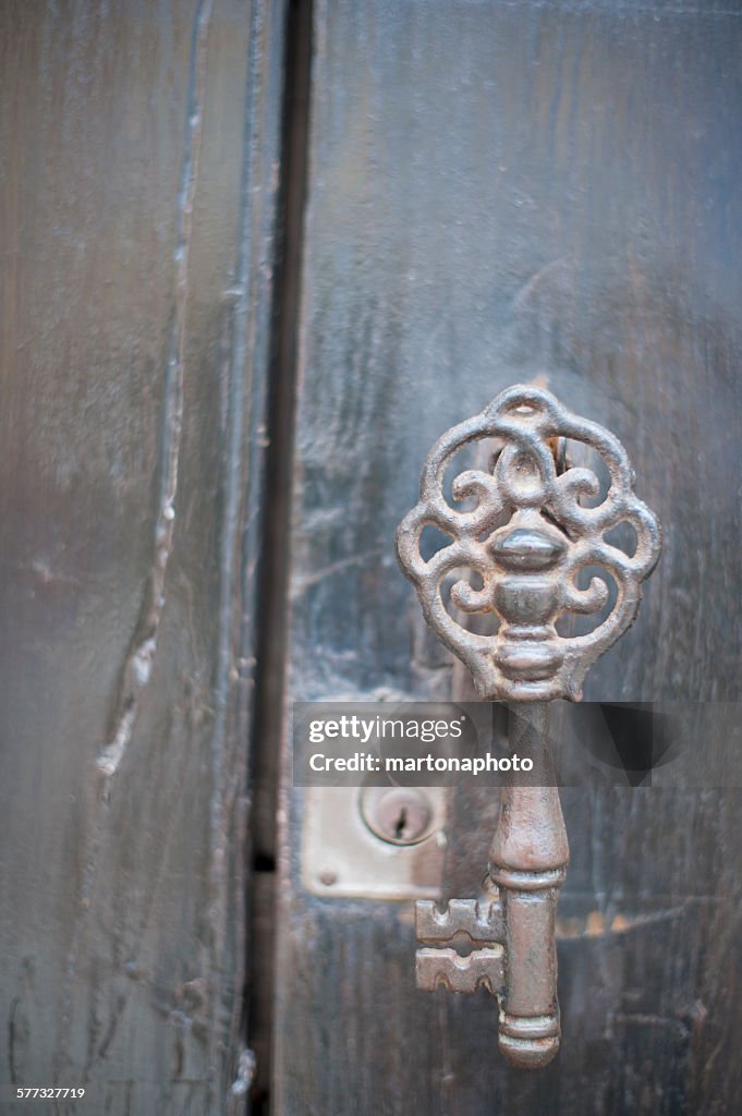 Door knob lock key