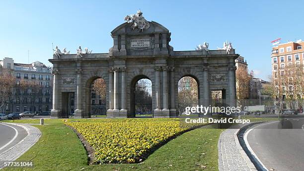 alcala gate - puerta entrada - fotografias e filmes do acervo