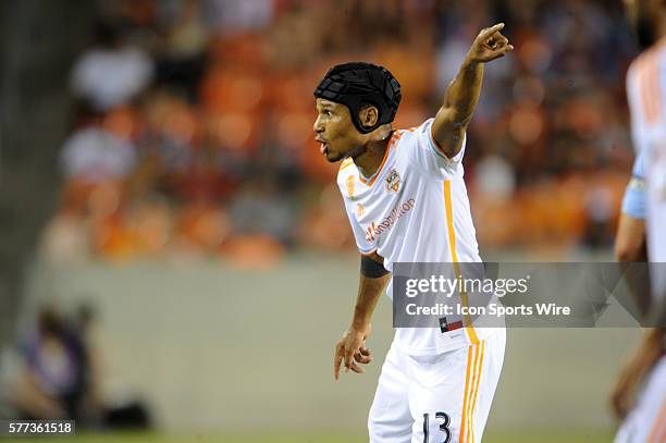 Dynamo midfielder Ricardo Clark during Houstons 1 - 0 loss to Aston Villa at BBVA Compass Stadium in Houston, TX.