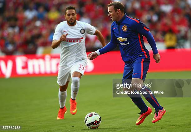 Wayne Rooney of Manchester United controls the ball in front of Danilo D'Ambrosio of Inter Milan during an International Champions Cup match at Fedex...