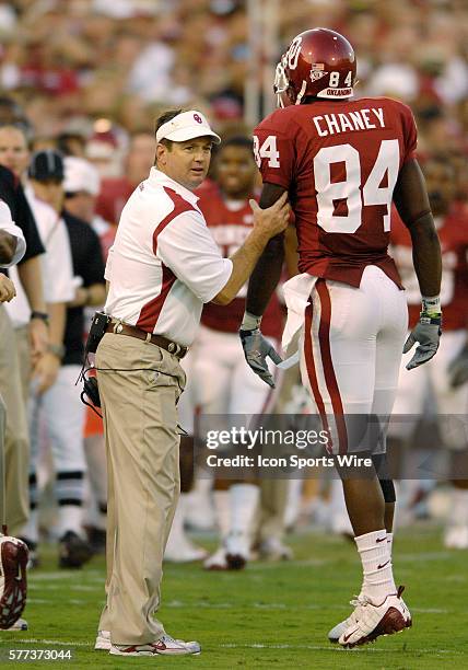 Football - NCAA - Texas Christian vs. Oklahoma, News Photo