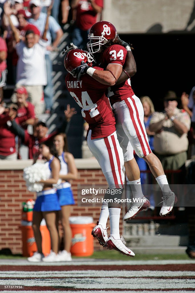 Football - NCAA - Kansas vs. Oklahoma