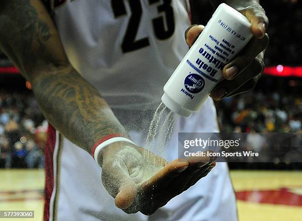 Sport Pre Game Ritual Pregame Ritual Photos and Premium High Res Pictures - Getty Images