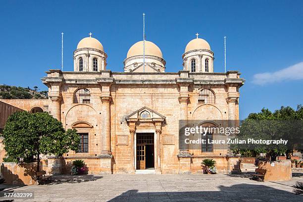 holy trinity monastery - laura zulian stockfoto's en -beelden