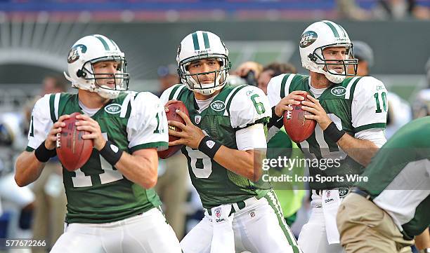 August 14th 2009 NY Jets Preseason at the Meadowlands: Jets quaterbacks Mark Sanchez and Kellen Clemens and Erik Ainge.