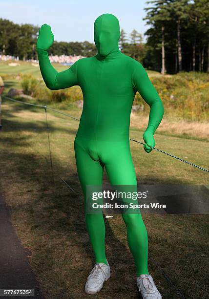 September 2009 There were some interesting faces in the crowd at Mondays Final Round of the Deutsche Bank Championship at the TPC Boston in...