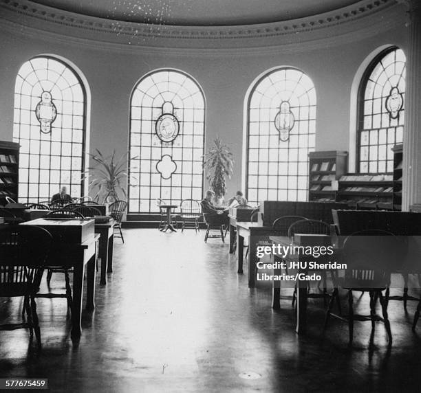 Gilman Library Memorial Hall Library Photos and Premium High Res Pictures - Getty Images