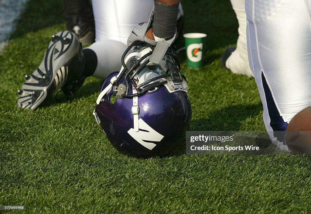 NCAA FOOTBALL: NOV 14 Northwestern at Illinois