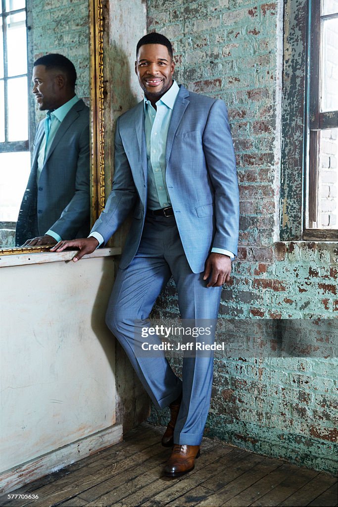 Michael Strahan, Alexa, September 24, 2015