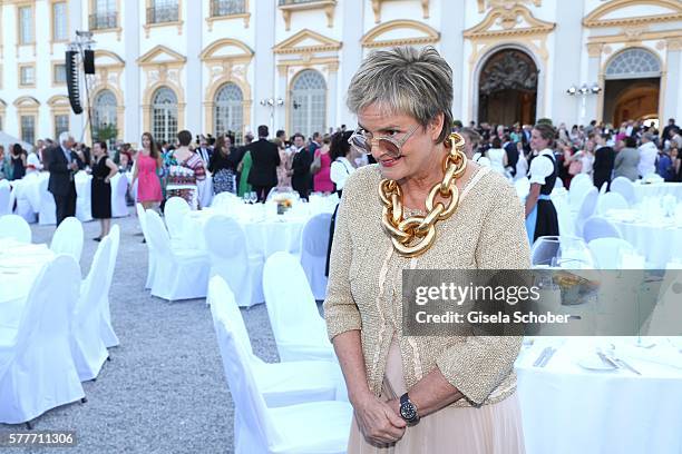 103 Fuerstin Gloria Von Thurn Und Taxis Fotos Und Hochaufl sende Bilder 103-fuerstin-gloria-von-thurn-und-taxis-fotos-und-hochaufl-sende-bilder