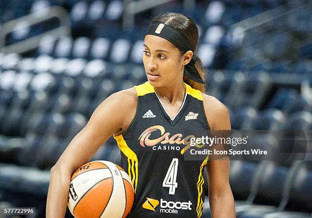 Tulsa's Skylar Diggins in pregame warmups in Atlanta Dream 92-76 victory over the Tulsa Shock at Philips Arena in Atlanta, GA.