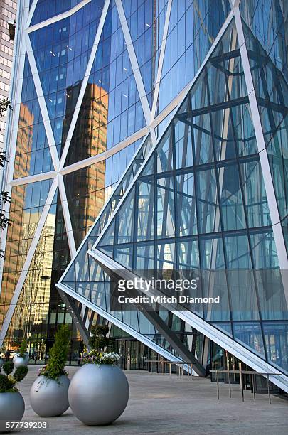 downtown calgary bow building - downtown calgary stock pictures, royalty-free photos & images