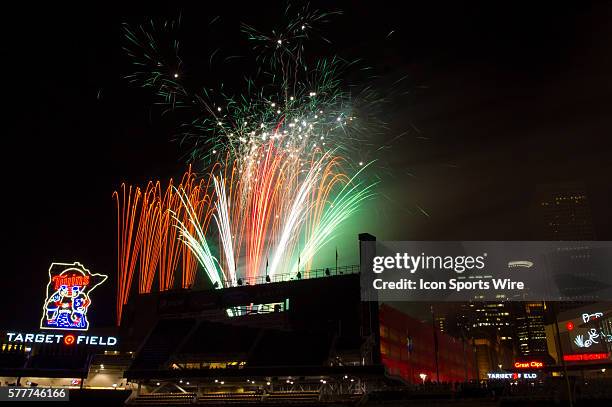 Target Fireworks 344 Target Fireworks Stock Photos, High-Res Pictures, and Images ...