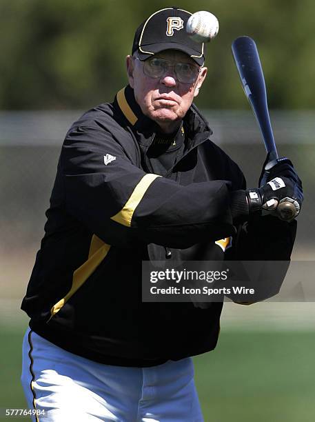 39 Pittsburgh Pirates Bill Virdon Stock Photos, HighRes Pictures, and