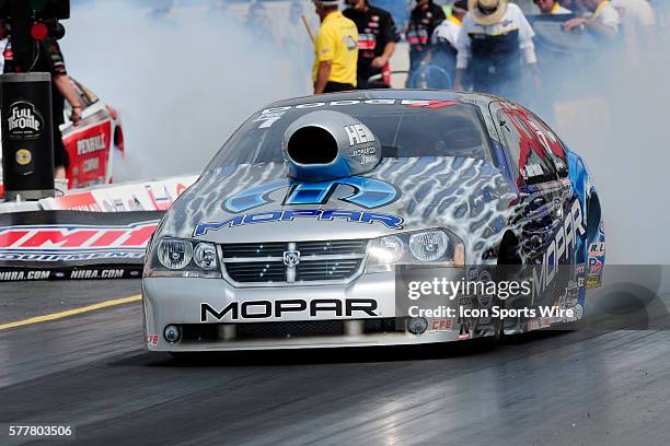 Allen Johnson Dodge Avenger NHRA Pro Stock was the fastest qualifier in the first round of qualifying at the 30th Annual Summit Racing Equipment NHRA...