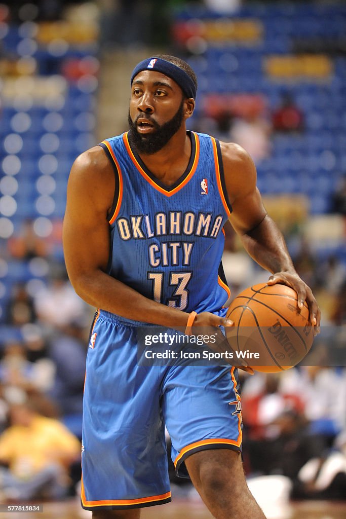 NBA: OCT 06 Preseason - Thunder v Bobcats