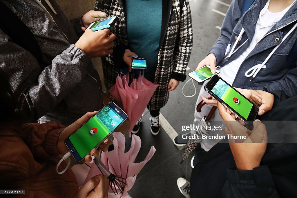 Pokemon GO Fans Converge At Sydney Opera House