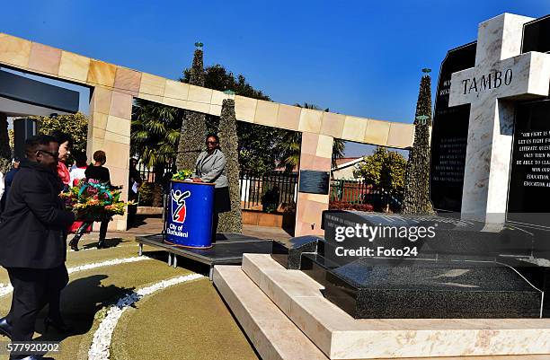 Rachel Lay Photos and Premium High Res Pictures - Getty Images