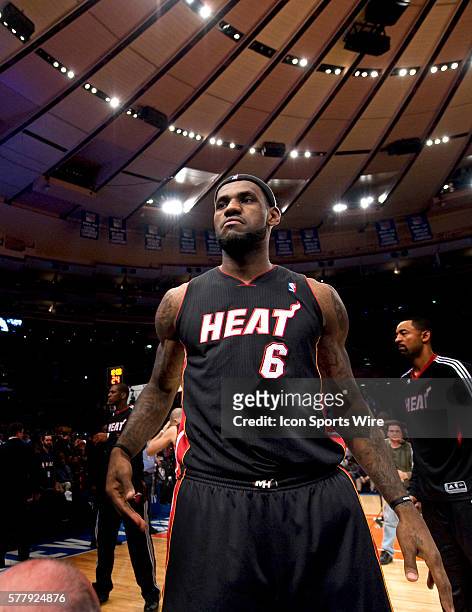 107 Lebron James December 17 2010 Stock Photos, High-Res Pictures, and  Images - Getty Images
