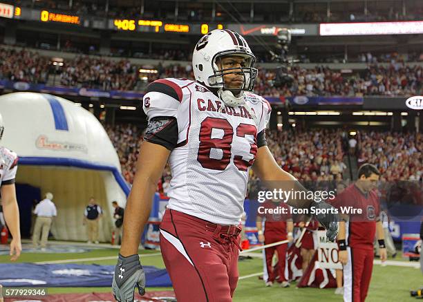 South Carolina Gamecocks defensive end Cliff Matthews enters the field in the Florida State Seminoles 26-17 victory over the South Carolina Gamecocks...