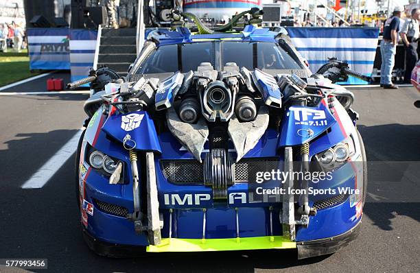 Transformer Speedstream 301 Transformer Car Stock Photos, High-Res Pictures, and Images - Getty ...
