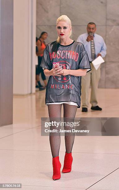 Gwen Stefani leaves Sirius XM Studio on July 20, 2016 in New York City.