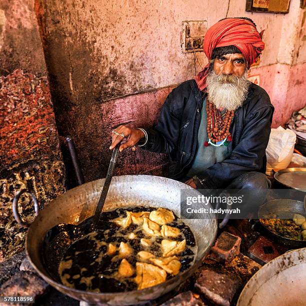 Indian Street Food Vendor Photos and Premium High Res Pictures - Getty