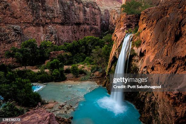 havasu falls during sunset - supai 個照片及圖片檔