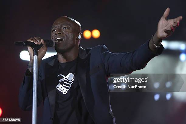 British soul and R&amp;B singer Seal performs at the EDP Cool Jazz music festival in Oeiras, Portugal, on July 20, 2016. Photo: Pedro Fiuza