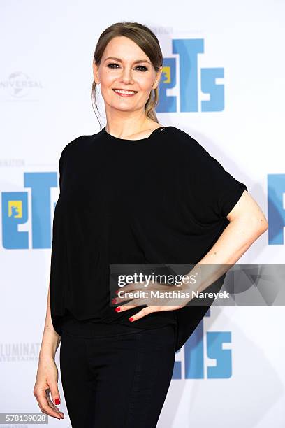Martina Hill attends the premiere of the film 'PETS' at CineStar on July 20, 2016 in Berlin, Germany.