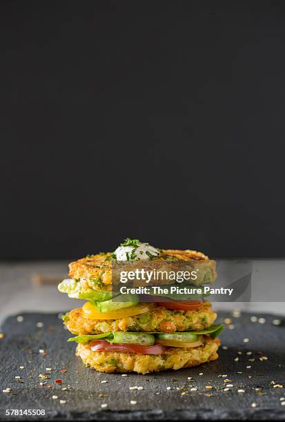 salmon potato cake stack. - ポテトケーキ ストックフォトと画像