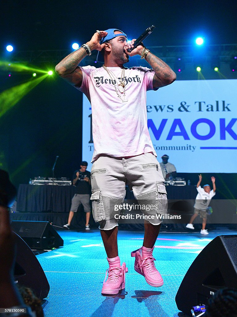 Jim Jones Rapper Car Rapper Jim Jones performs at the 13th annual Bike Show at Georgia ...
