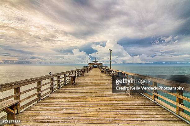 cherry grove pier, north myrtle beach - myrtle beach foto e immagini stock