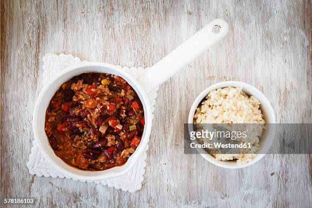 vegan chili sin carne - red bean stock pictures, royalty-free photos & images