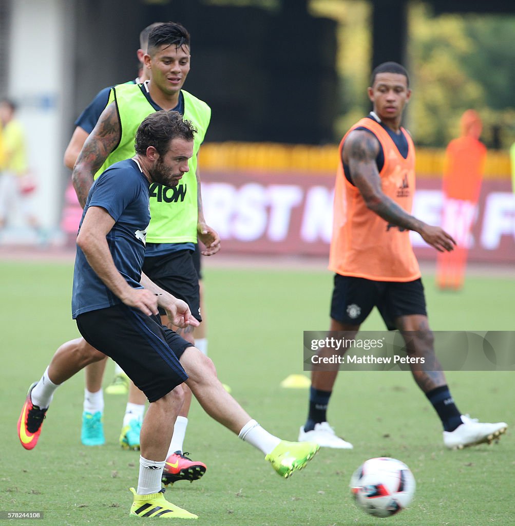 Manchester United Open Training and Press Conference