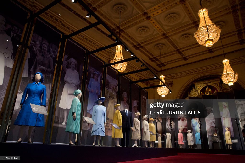 BRITAIN-ROYALS-FASHION