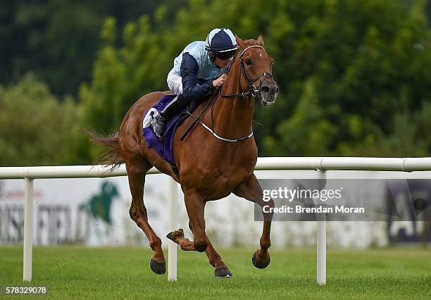 Dublin , Ireland - 21 July 2016; Windsor Beach, with Denis Linehan up, on their way to winning the Morocco SOREC Apprentice Handicap during the...