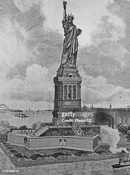 The Statue of Liberty in New York Illustration published in 'Scientific American' in 1885 before the end of the construction. The caption of the...