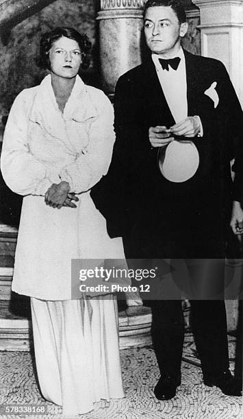 Scott and Zelda Fitzgerald attending the premiere of the film 'Dinner at eight', 1933.