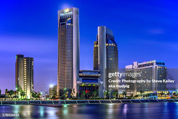 corpus christi, texas skyline - corpus christi stock-fotos und bilder