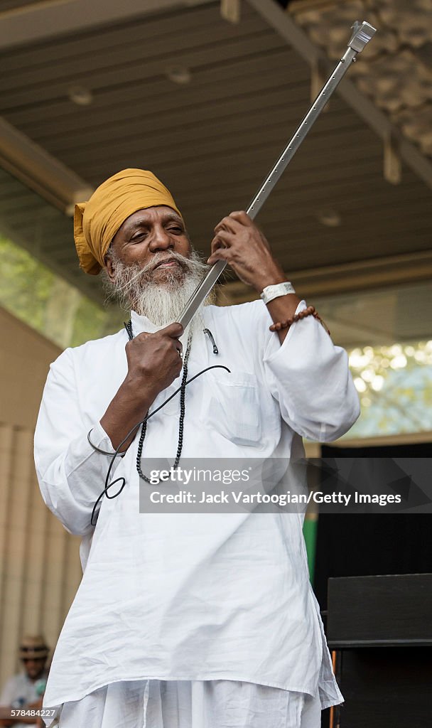 Dr Lonnie Smith At Charlie Parker Jazz Festival