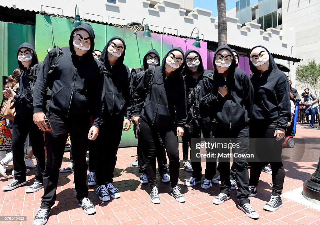 Comic-Con International 2016 - General Atmosphere And Cosplay
