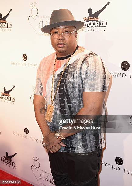 Kt 40 Rapper 481 Rapper Earl Stevens Stock Photos, High-Res Pictures, and Images ...