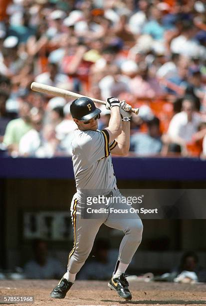 Jay Bell of the Pittsburgh Pirates bats against the New York Mets during an Major League Baseball game circa 1992 at Shea Stadium in the Queens...
