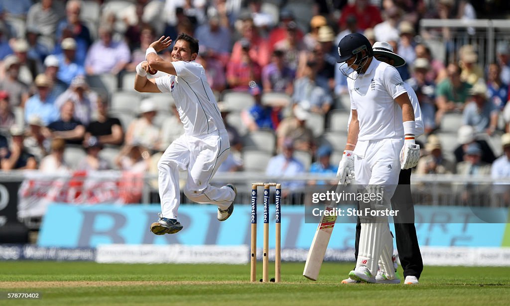 England v Pakistan: 2nd Investec Test - Day One