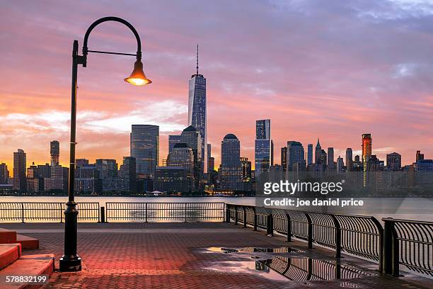 lamp, lower manhattan, new york city, america - street light stock pictures, royalty-free photos & images