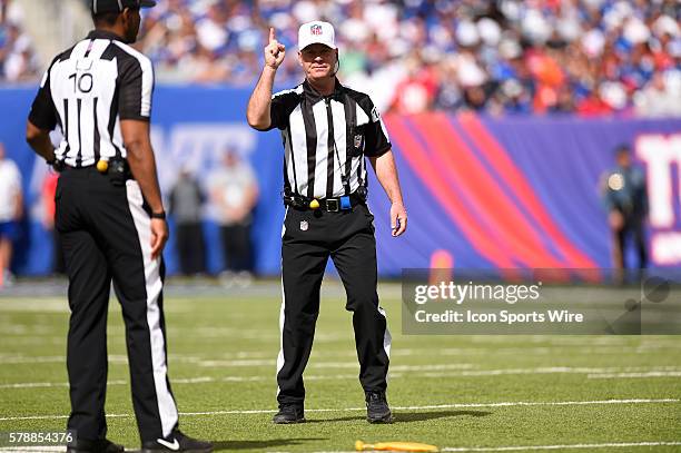 Referee John Parry during the second half of a NFC matchup between the Arizona Cardinals and the New York Giants at MetLife Stadium in East...